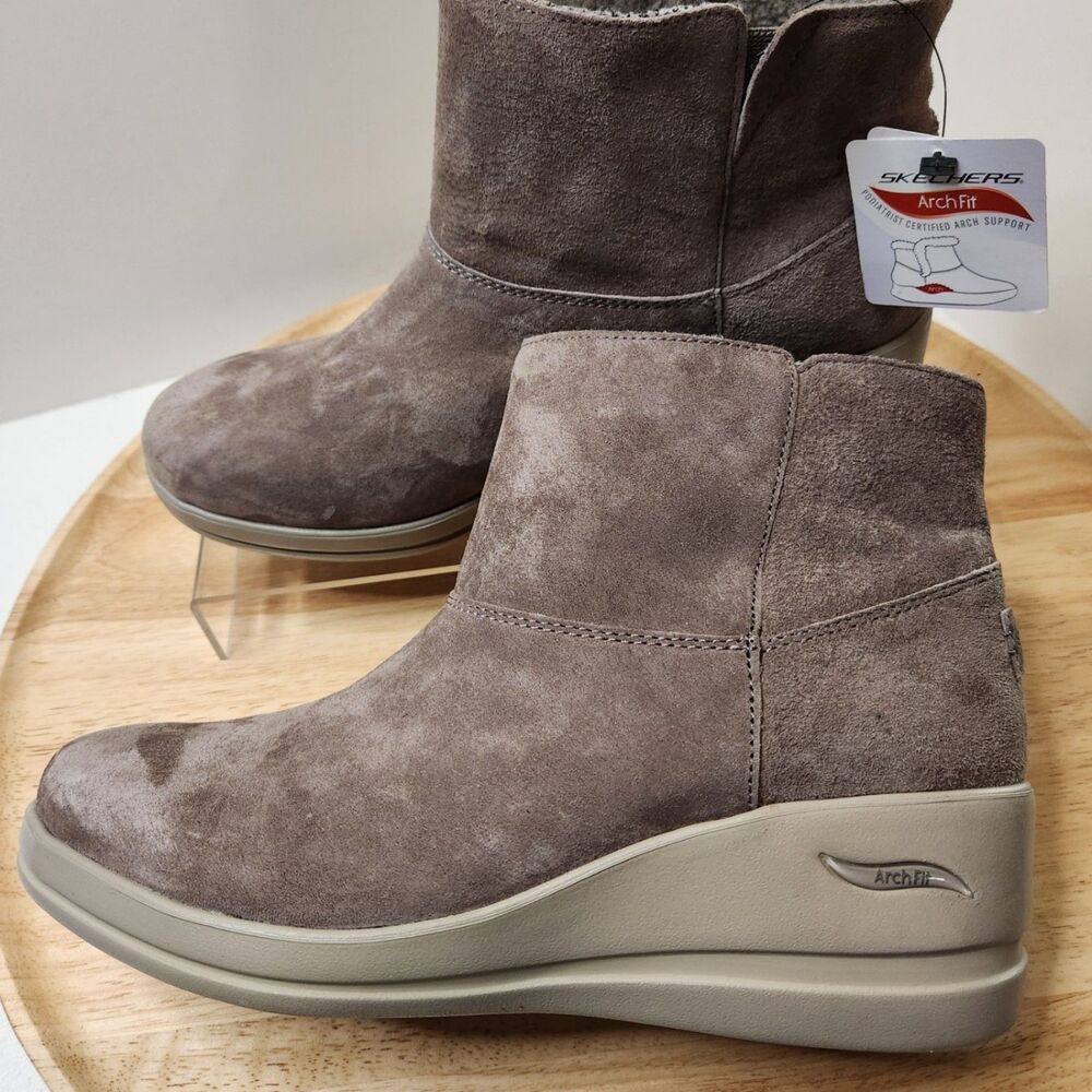 Skechers On‑the‑Go Arch Fit Lined Wedge Booties Women’s 9.5 Dark Taupe